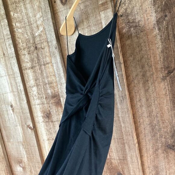 Vidussa Active Spaghetti Strap Twist Open Back Black Ruched Midi Dress - Picture 6 of 9